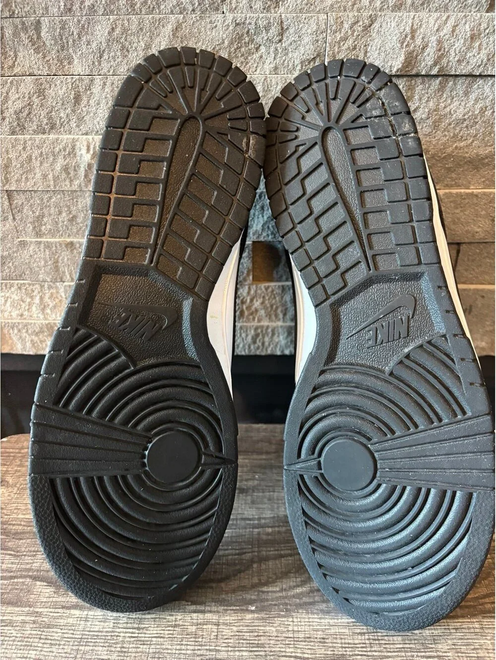 Men’s Nike low Dunks